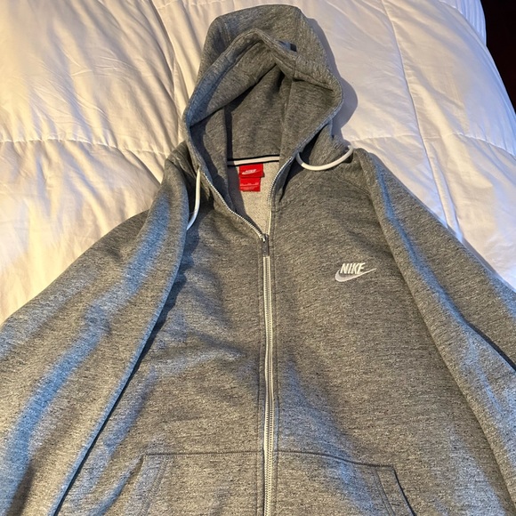 Men’s Nike Tracksuit Size XXXL used sparingly possibly 6 times! - Picture 3 of 4